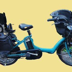 ｂ12🔵土日もお子様と土足のまま、いろいろなタイプのご試乗が可能...
