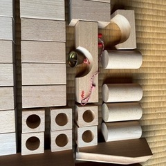 木製　ビー玉転がしの画像