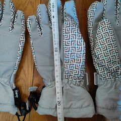 スキーグローブ　ジュニア　Mサイズ　2セットの画像