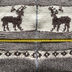 ニュージーランド製ウールのセーターの画像