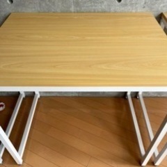 【無料】17日即渡し可能！机　幅80✖️奥行60✖️高さ70（2個目）の画像