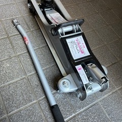 ローダウン対応　フロア　ジャッキーの画像