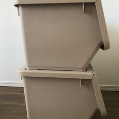 収納ケース4個の画像