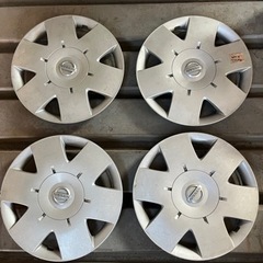 キャラバン等　15インチホイールカバー