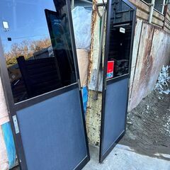 引き戸 アルミサッシ 店舗扉　鍵付き2枚組み　　リビング ベラン...