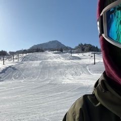 平日（アースホッパースキー場）を主に一緒に滑りましょう！