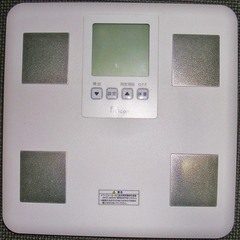タニタ体組成計　FS-400