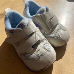 13.5cm  ベビー靴　ブルー　花柄