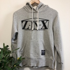 伊東大輝ブランドZINX フード付きトレーナー