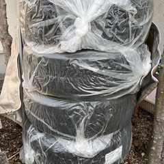 完全新品ヨコハマIG7 225/60R17 スタッドレスタイヤ(ホイール付き)4本の画像