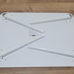 チチロバ ローテーブルの画像