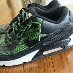 NIKE スニーカー