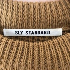 【SLY STANDARD】ニットワンピース　キャメルの画像