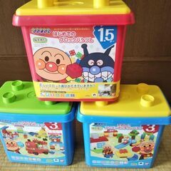 値下げしました！アンパンマンブロックラボシリーズ四点の画像