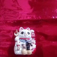 招き猫の貯金箱