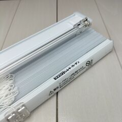 (Q-2505BL23)◆タチカワブラインド◆シルキーカーテン◆81cm×107cm◆ホワイト◆の画像