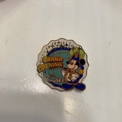 東京ディズニーシーグランドオープニングピンバッジの画像