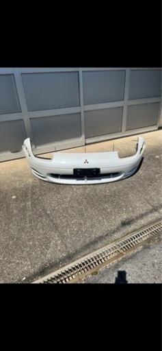 貴重な三菱純正GTOフロントバンパーです。