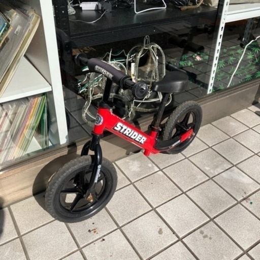ストライダー　レッド　（B2-69）