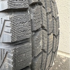 スタッドレスタイヤホイール付き14インチ(未使用)の画像