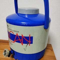 🏖️ウォータージャグ　ポリタンク　10L　キャンプ　アウトドア　ピーコック　レトロの画像