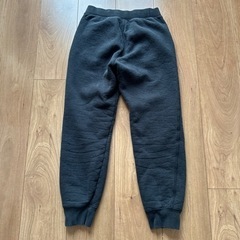 UNIQLO 裏モコモコズボンの画像