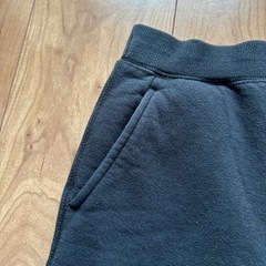 UNIQLO 裏モコモコズボンの画像