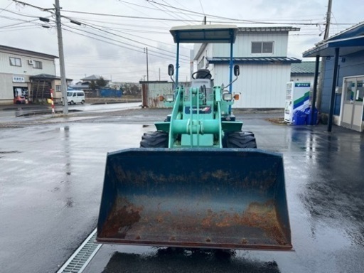 ヤンマー　V4-3   ホイールローダー　40PS