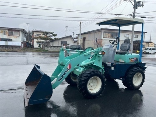 ヤンマー　V4-3   ホイールローダー　40PS
