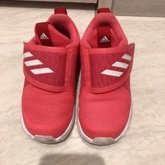子供　運動シューズ　16cm