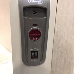 ■10902■美品■Delonghi H770812EFSN -GY デロンギ オイルヒーター 暖房器具の画像