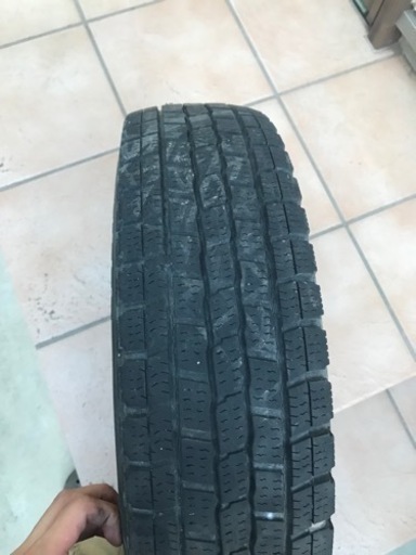 取引中　軽自動車　軽バン用　スタッドレスタイヤ　4本セット