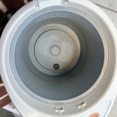 ■タイガー マイコン電動ポット 2019年製 2.2L PDR-G221■湯沸かしポット 電気ケトル TIGER ホワイト白の画像