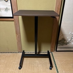 スタンディングデスク