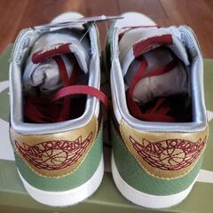 NIKE AJ1ローOG チャイニーズニューイヤーの画像