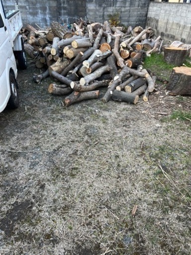 暖炉、大型焚き火台、キャンプファイヤー用薪