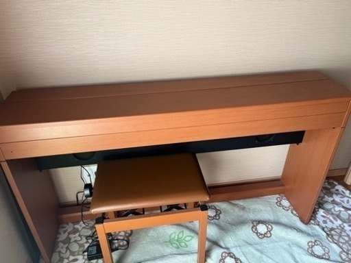 ローランド電子ピアノ　DP-900