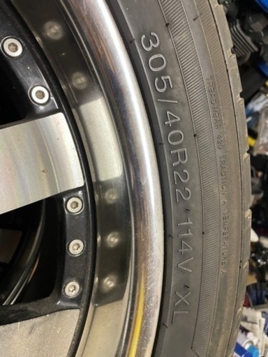 キャデラックに履いてたホイールです