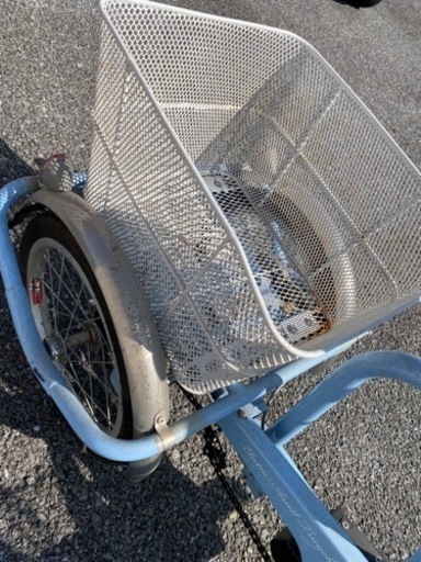 電動三輪自転車 MG-TRM20EB