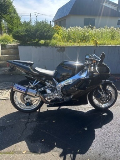 YZF-R1 廃盤部品多数装着！