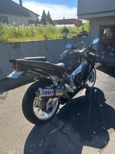 YZF-R1 廃盤部品多数装着！