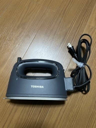 【値下げ】東芝コードレス衣類スチーマー　TAS-M6