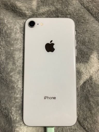 最終値下げ！！iPhone8Silva SIMフリー　バッテリー残量100%