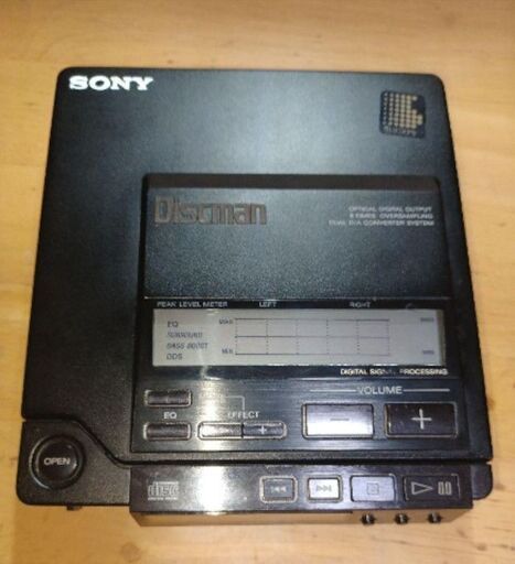 SONY Discman D-Z555 (gg5788) 東海のポータブルプレーヤー《CD