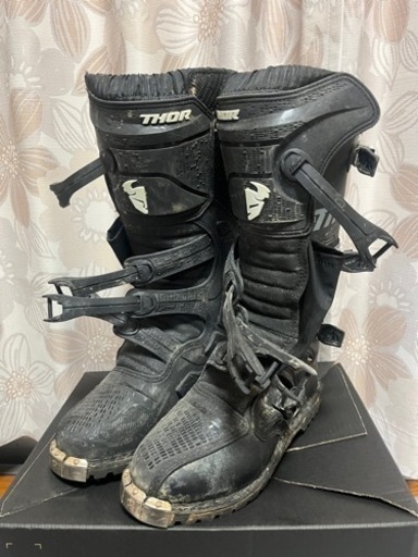 THOR オフロードブーツ。