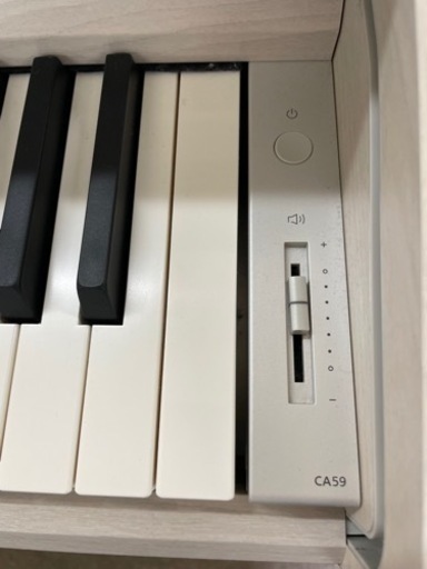 2020年製中古美品KAWAI 電子ピアノ　CA59A 木製鍵盤電子ピアノ CAシリーズ プレミアムホワイトメープル調仕上げ 2020年製中古美品KAWAI 電子ピアノCA59A 木製鍵盤電子ピアノ CA