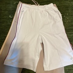 テニス用ハーフパンツの画像