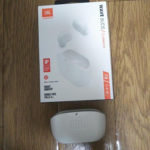 ヘッドフォン JBL wavebuds