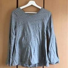 【SLY】背中セクシー　長袖 カットソー トップス