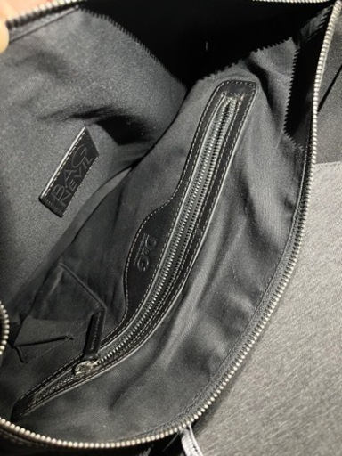 Dolce&Gabbana　ショルダーバック　レザー　ブラック　南京錠